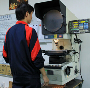 Projector inspection for precision machined part